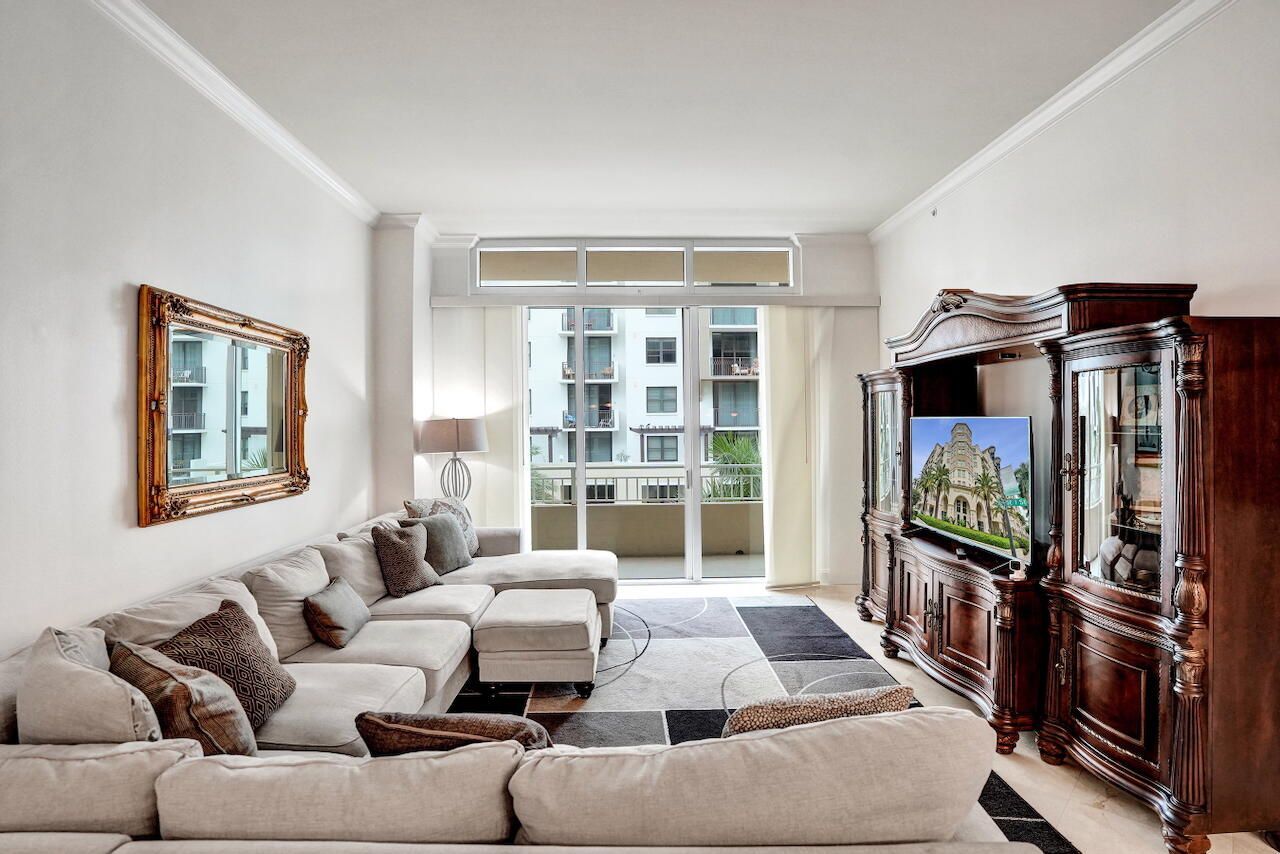 99 SE Mizner Boulevard, Unit 533, Boca Raton, FL 33432 Photo
