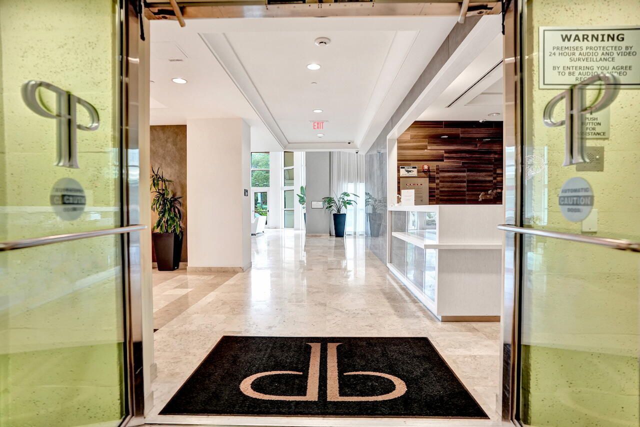 99 SE Mizner Boulevard, Unit 533, Boca Raton, FL 33432 Photo
