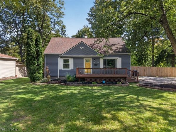 14269 Niagara Drive , Strongsville, OH 44136
