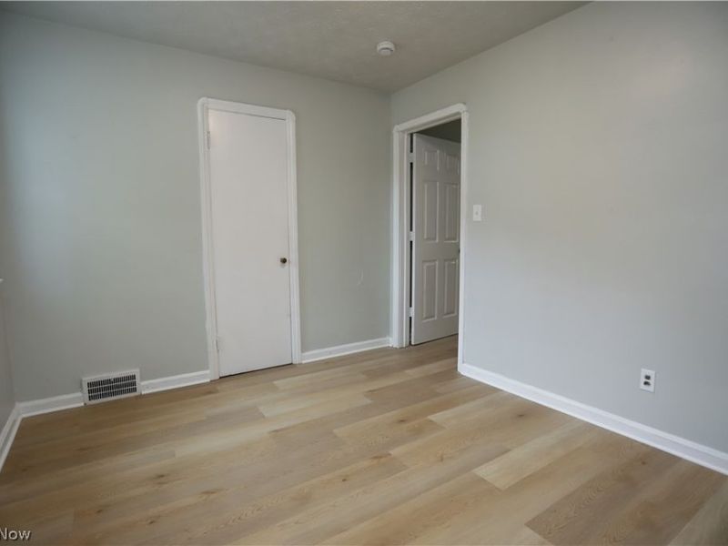 10502 Park Heights Road, Cleveland, OH 44104 Photo 11