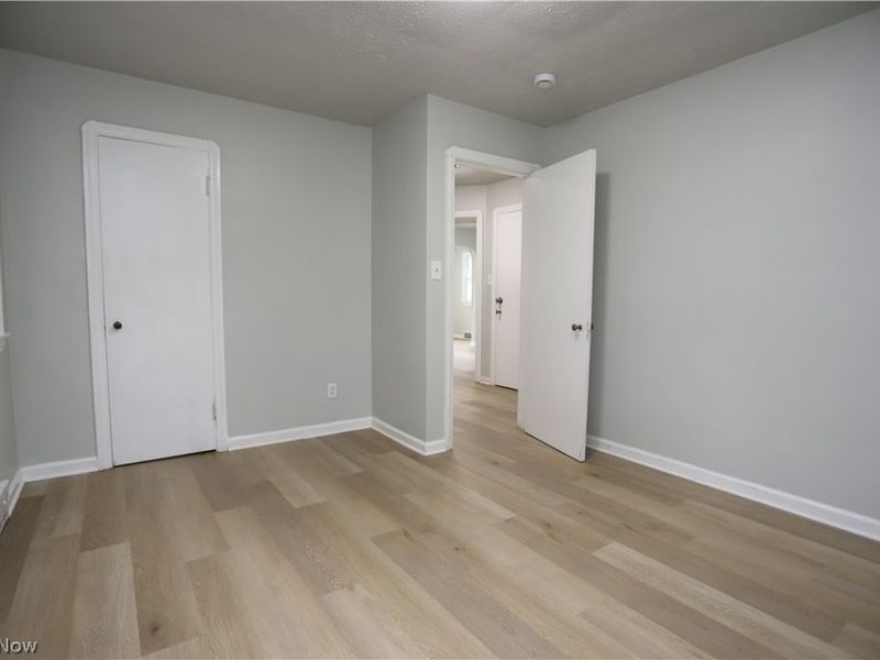 10502 Park Heights Road, Cleveland, OH 44104 Photo 9
