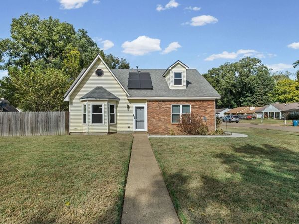 4476 HUNTER BAY DR, Millington, TN 38053