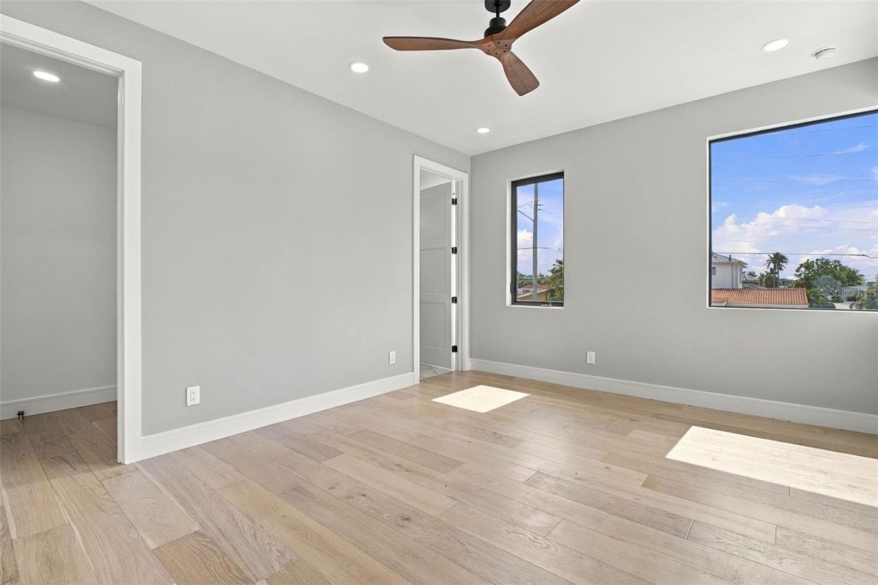 7176 S Shore Drive S, South Pasadena, FL 33707 Photo