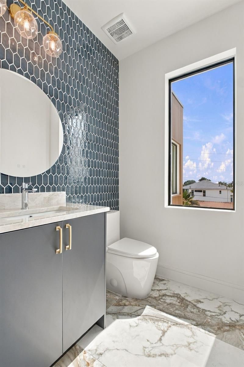7176 S Shore Drive S, South Pasadena, FL 33707 Photo