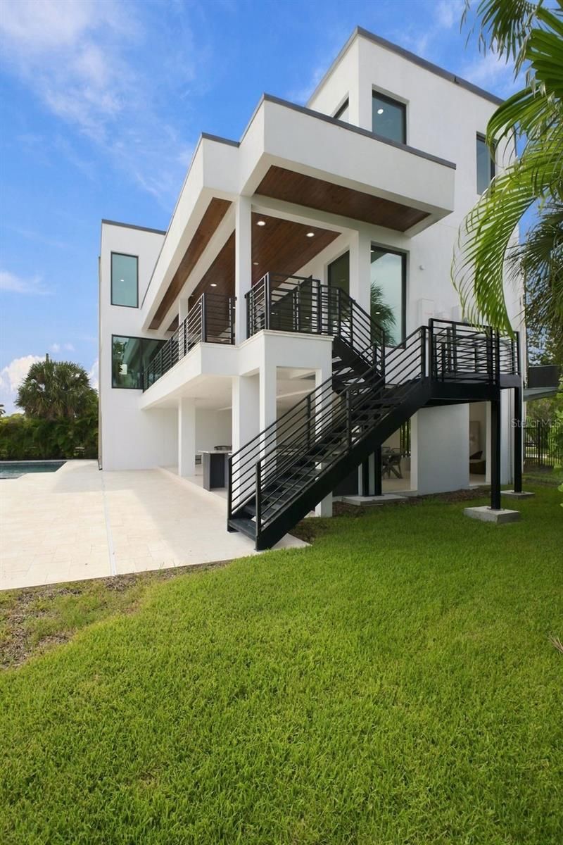 7176 S Shore Drive S, South Pasadena, FL 33707 Photo