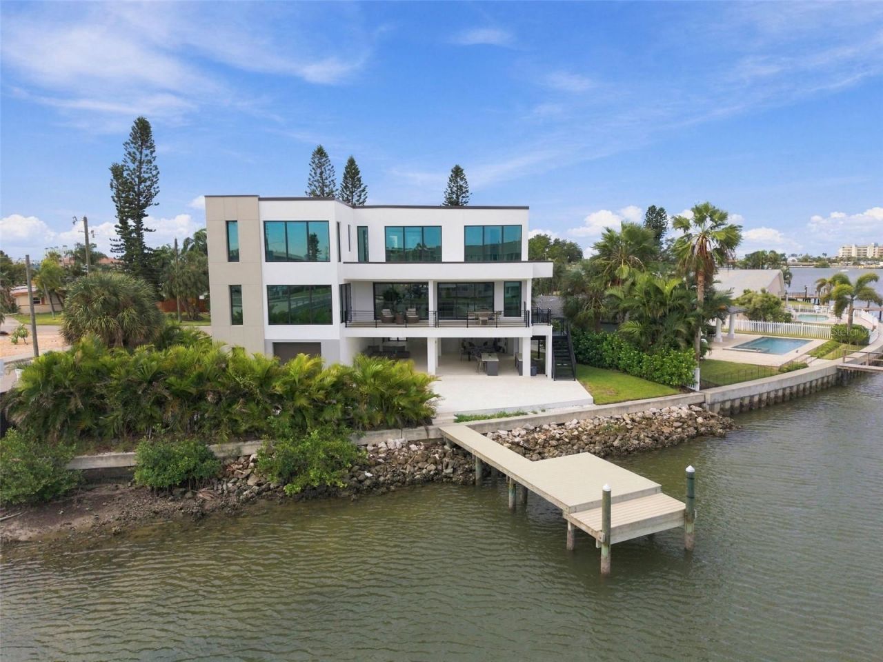7176 S Shore Drive S, South Pasadena, FL 33707 Photo