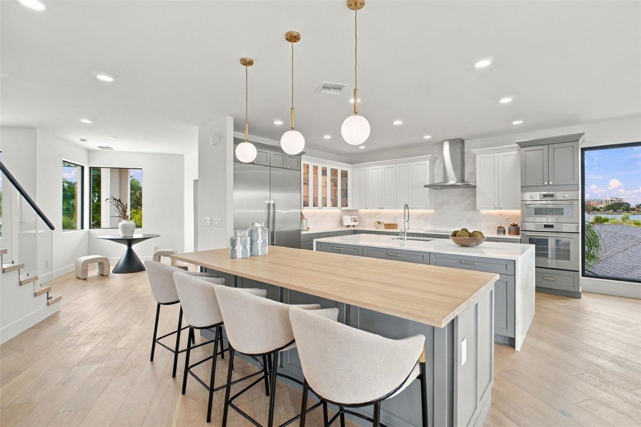 7176 S Shore Drive S, South Pasadena, FL 33707 Photo
