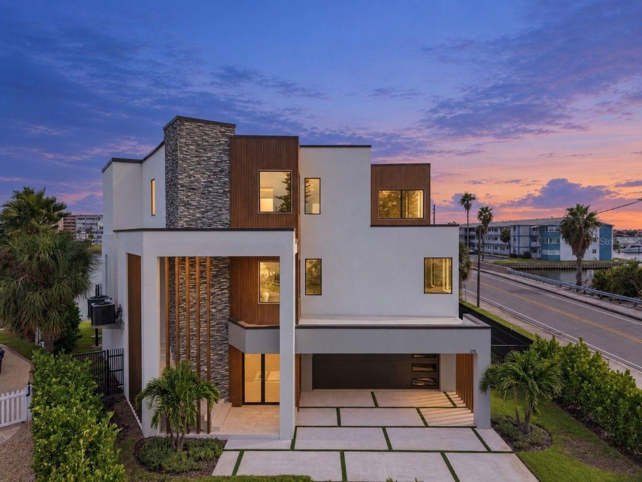 7176 S Shore Drive S, South Pasadena, FL 33707 Photo