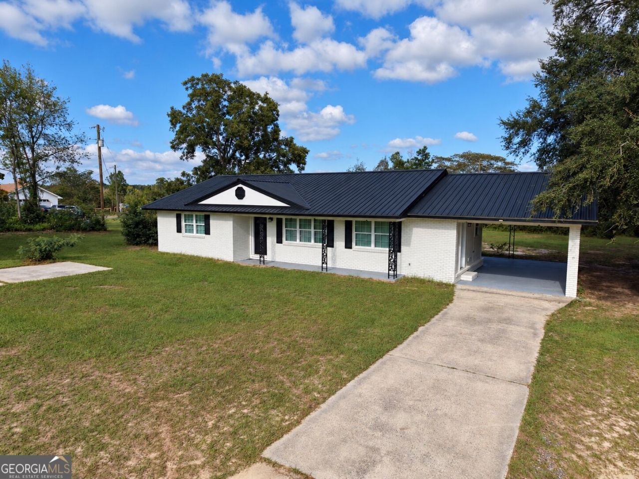 3848 Hatch Parkway N, Baxley, GA 31513 Main Photo