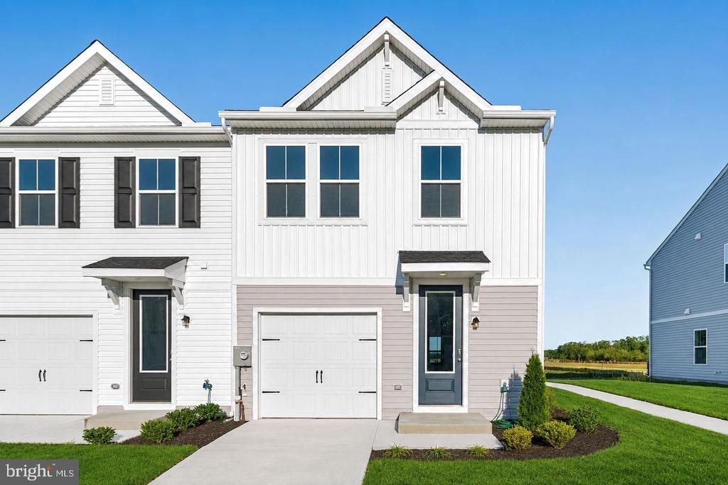 321 CLEMENT LOOP, SALISBURY, MD 21801