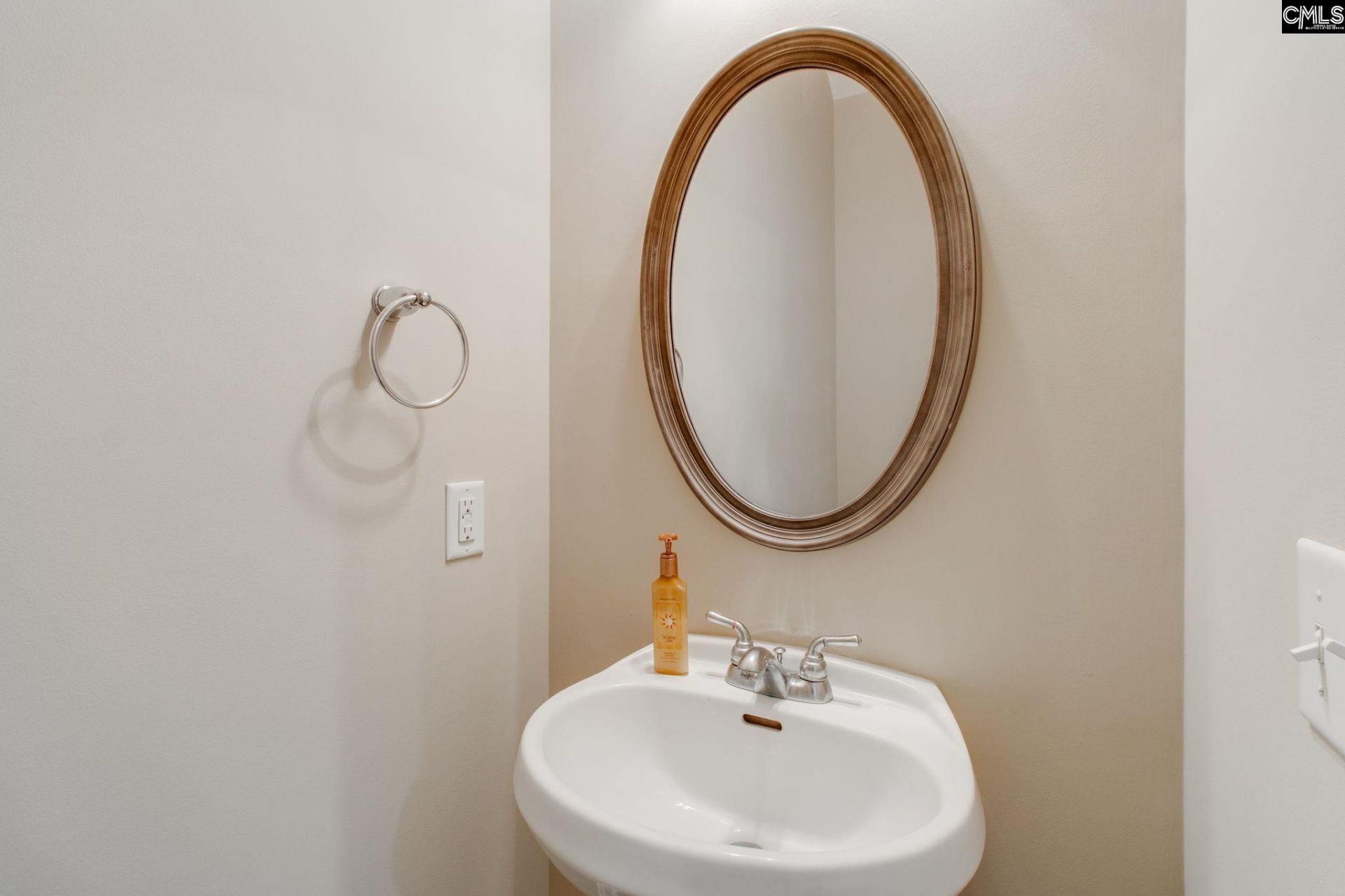 847 Forest Park Road  Photo 18
