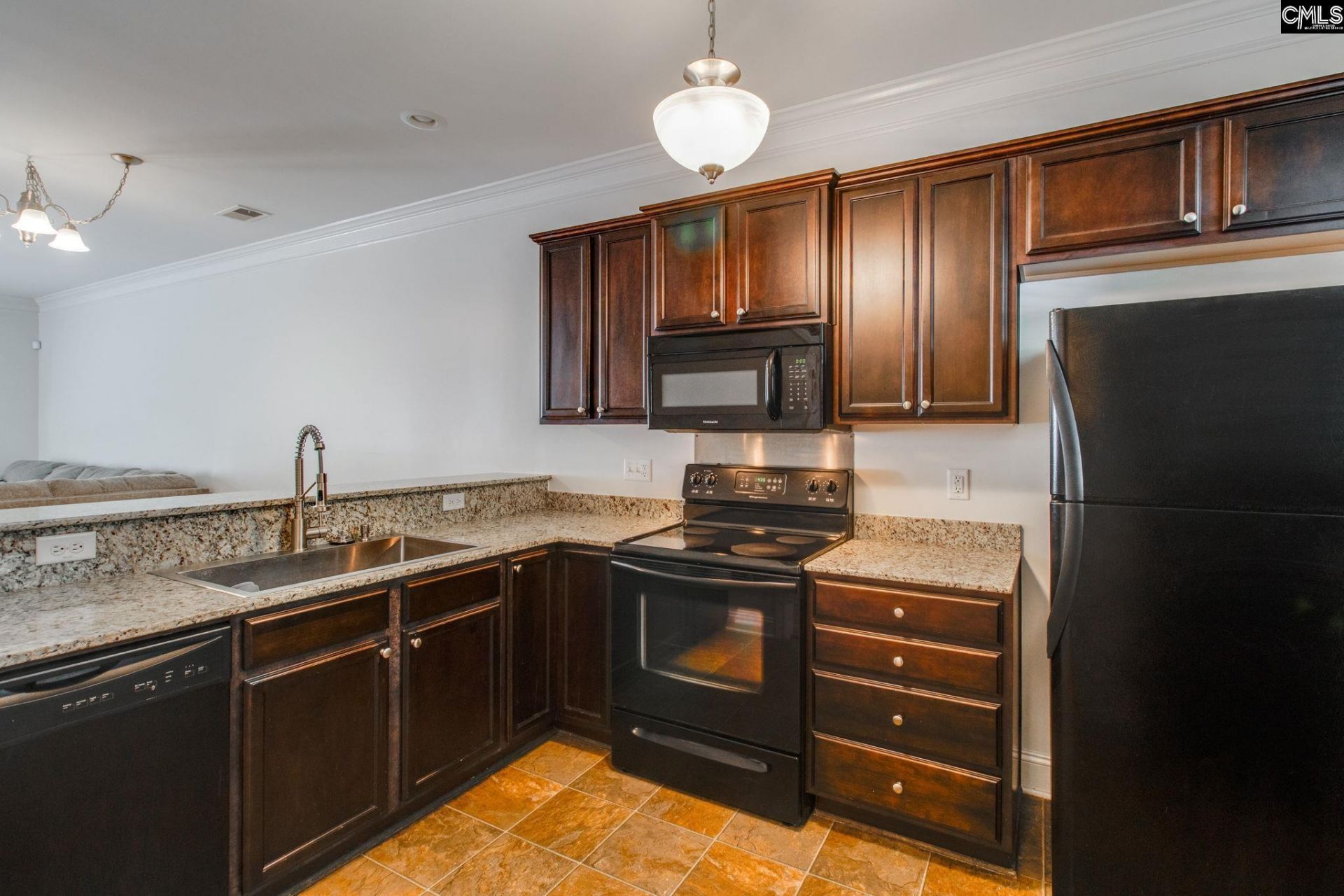 847 Forest Park Road  Photo 7