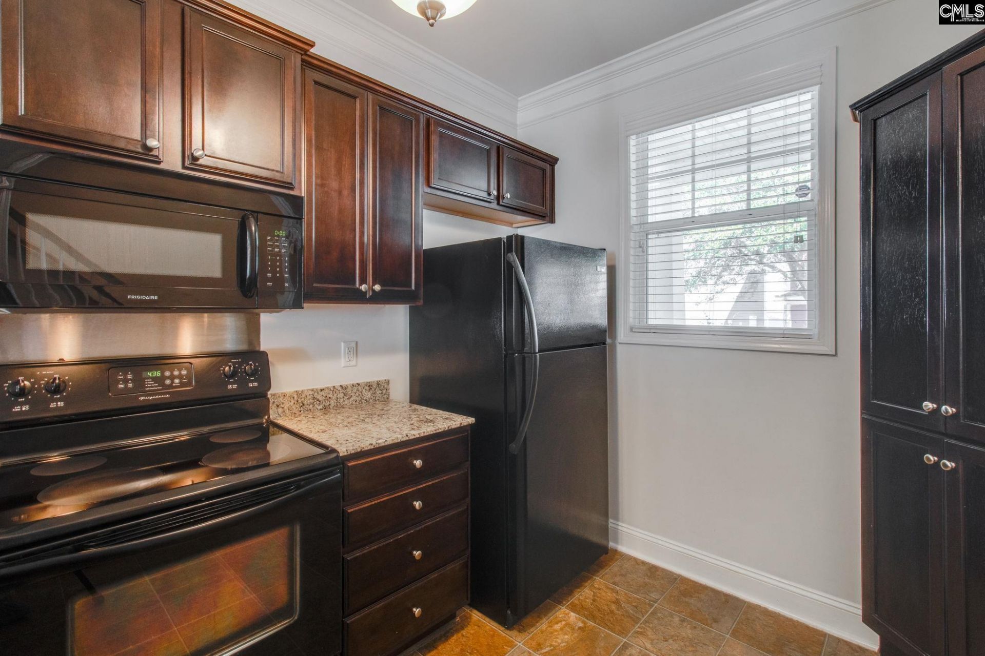 847 Forest Park Road  Photo 8