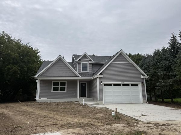 2308 Finch COURT, Waukesha, WI 53189