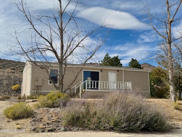 19 Stope Road, Dayton, NV 89403