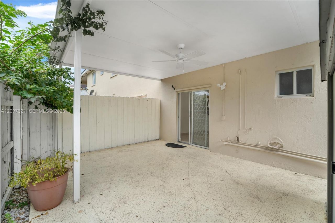 7080 NW 174th Ter , Unit 102, Hialeah, FL 33015 Photo