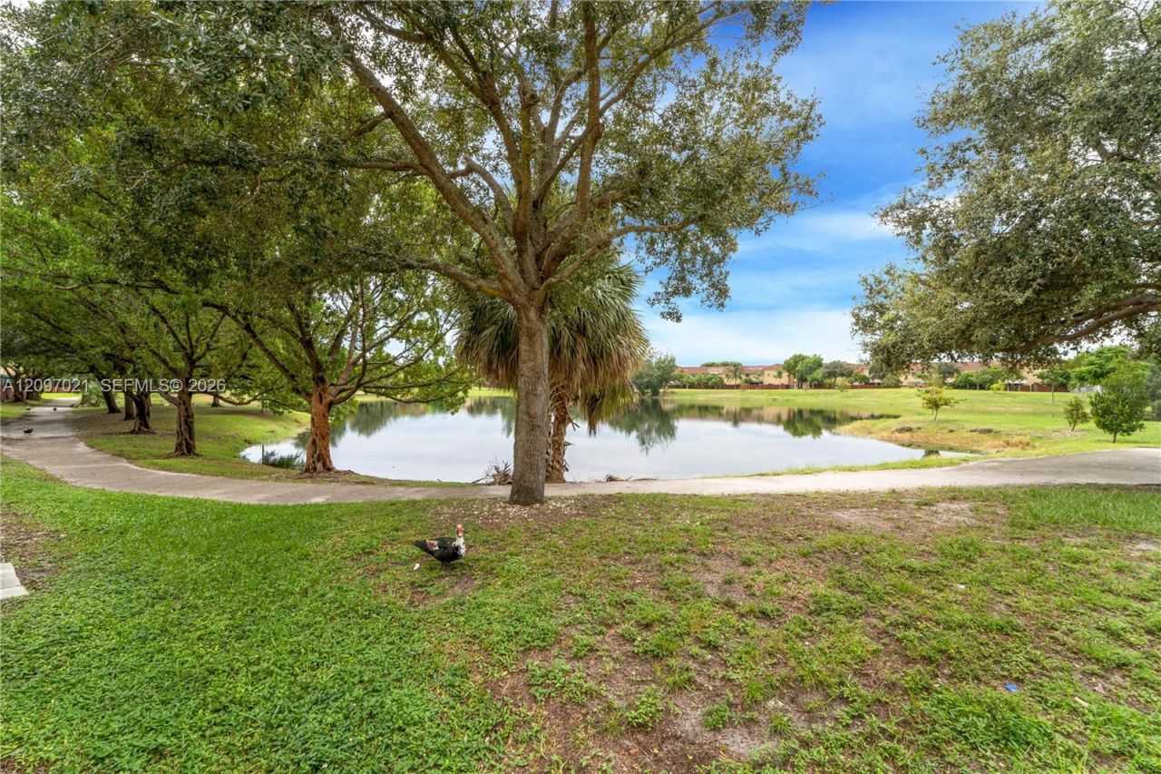 7080 NW 174th Ter , Unit 102, Hialeah, FL 33015 Photo