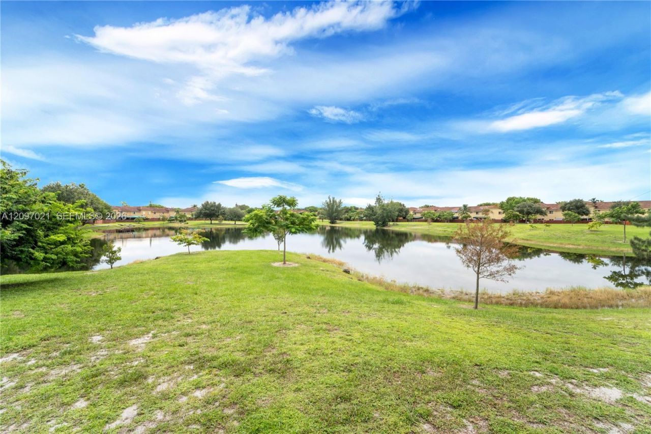 7080 NW 174th Ter , Unit 102, Hialeah, FL 33015 Photo