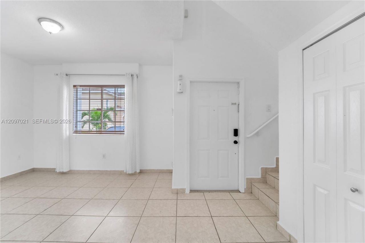 7080 NW 174th Ter , Unit 102, Hialeah, FL 33015 Photo