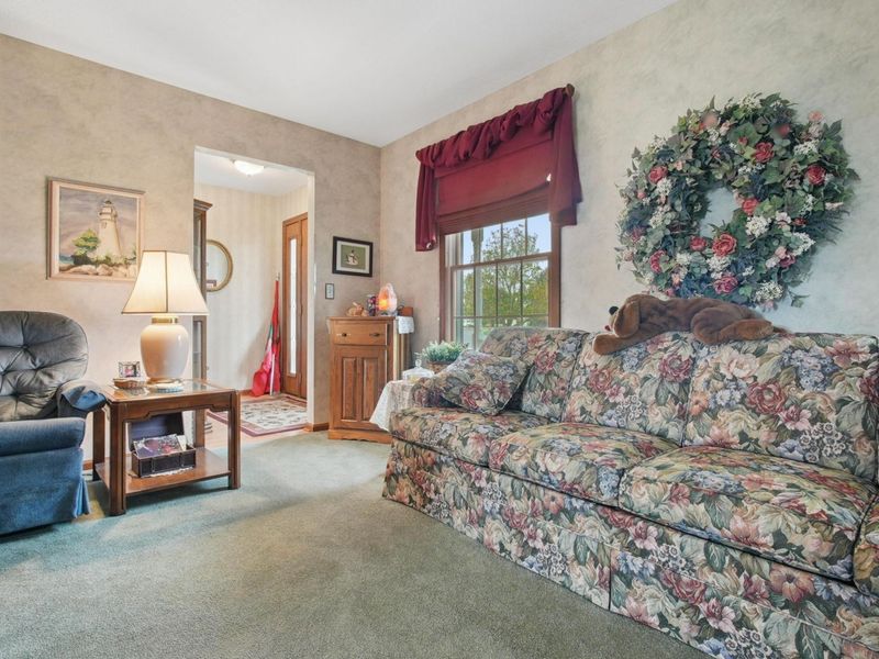 269 Thames Court, London, OH 43140 Photo 16