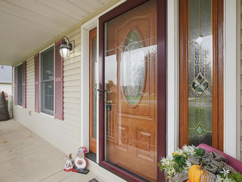 269 Thames Court, London, OH 43140 Photo 3