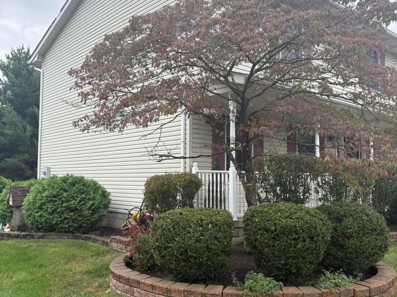 269 Thames Court, London, OH 43140 Photo 6