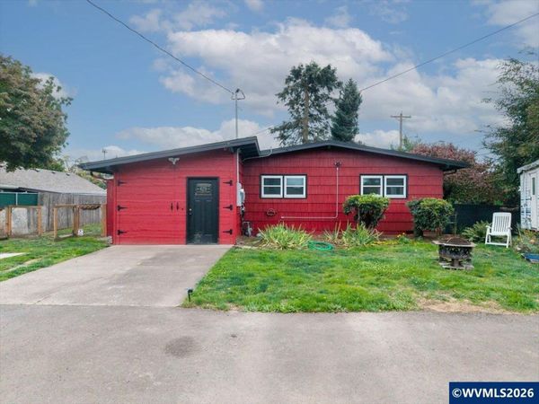 404 36th Av NE, Salem, OR 97301