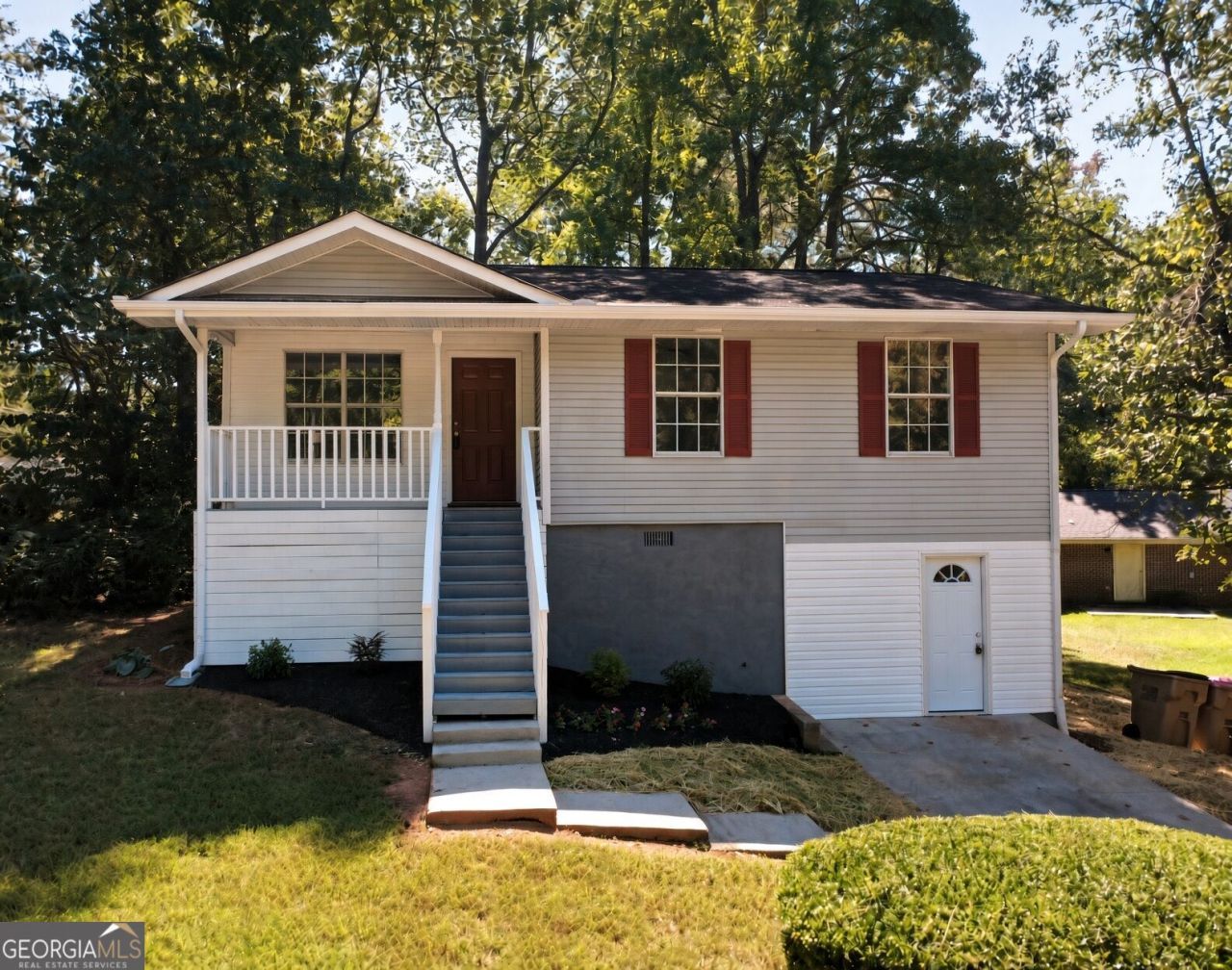 215 Sherwood Loop, McDonough, GA 30253 Main Photo