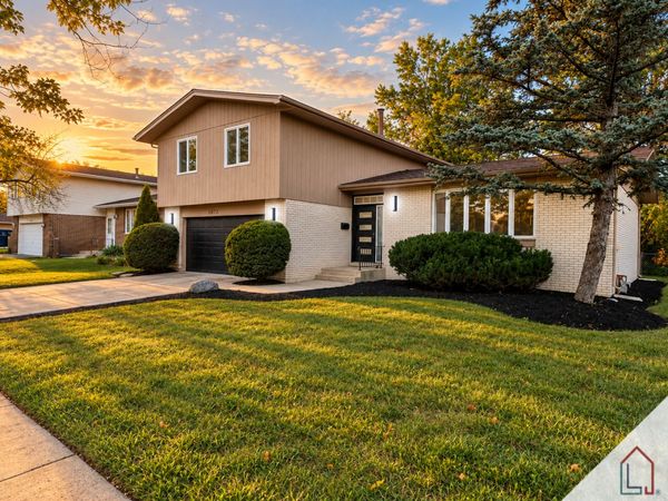 5252 Arquilla Drive, Richton Park, IL 60471