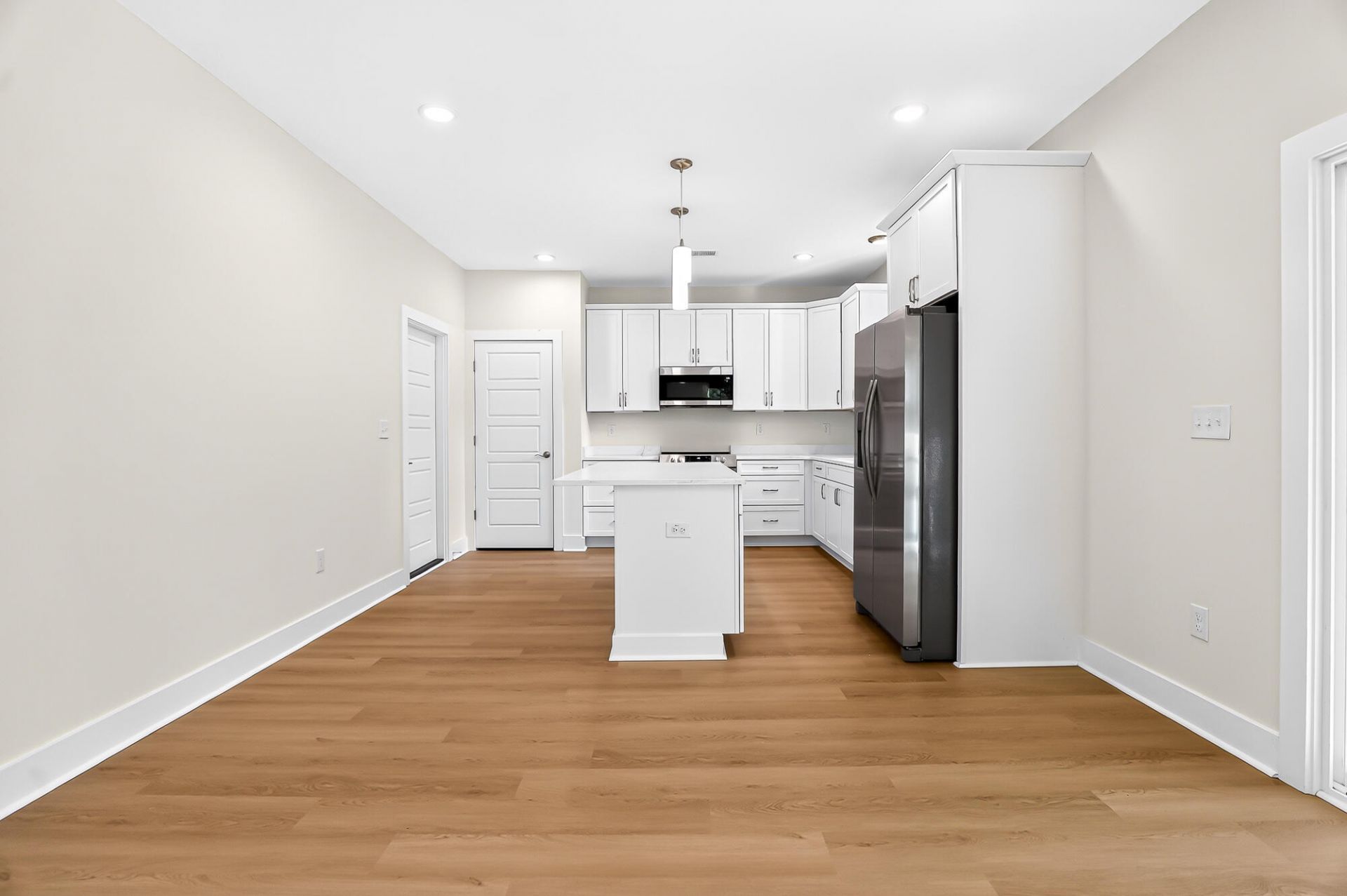 3314 Log Cabin Road Photo 17