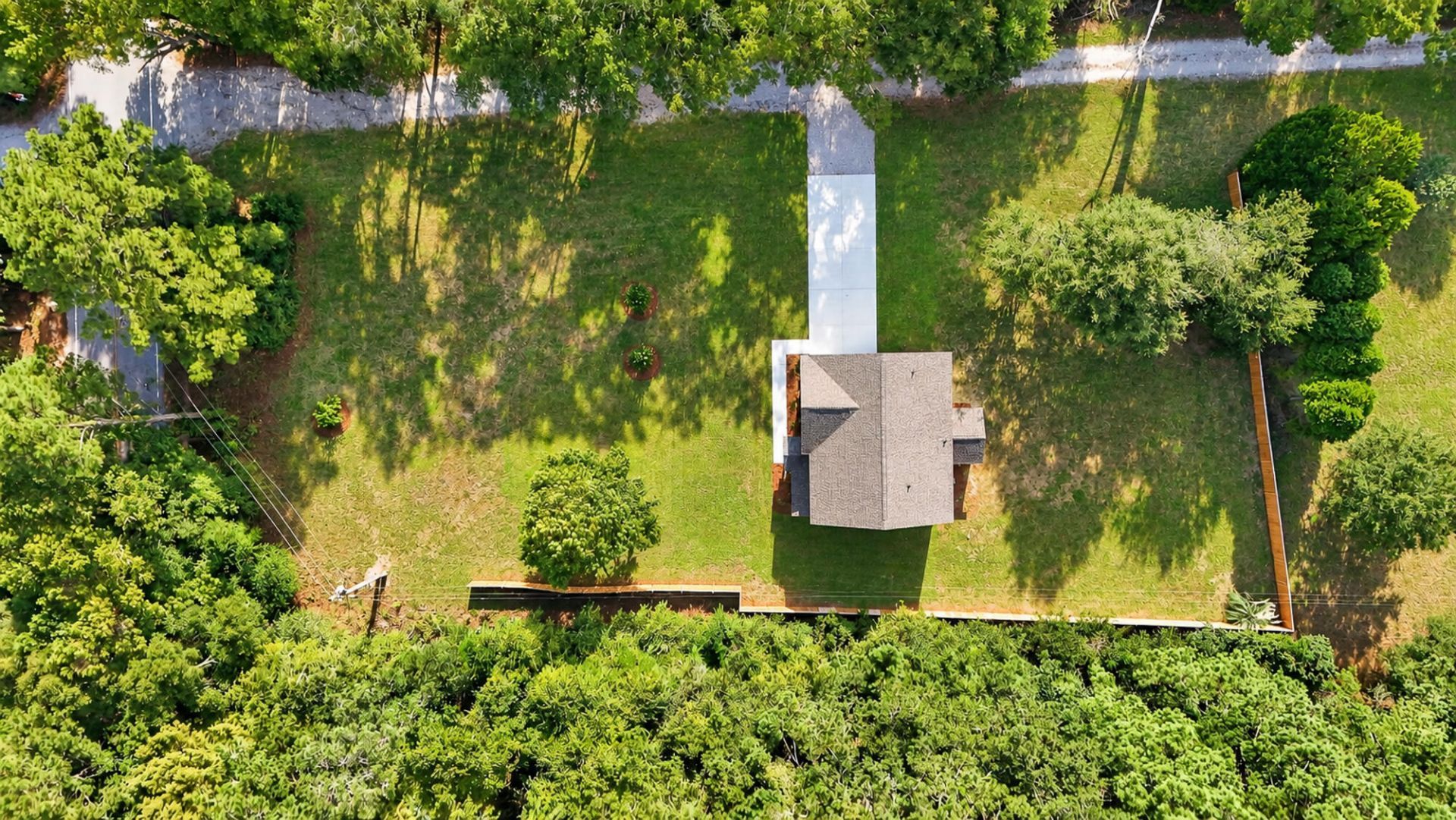 3314 Log Cabin Road Photo 6