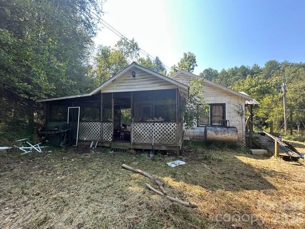 2635 Lower Gabriels Creek Road , Mars Hill, NC 28754
