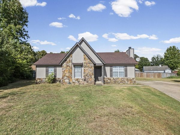 6014 ALMOND CREEK CV, Unincorporated, TN 38053