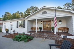 1680 Shady Lane  photo 4