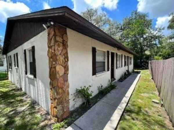 8108 N SEMMES STREET , TAMPA, FL 33604