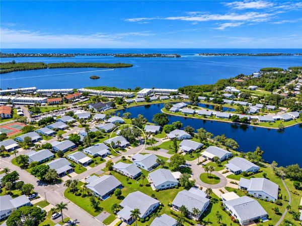 9416 CONCORD CIRCLE , BRADENTON, FL 34210