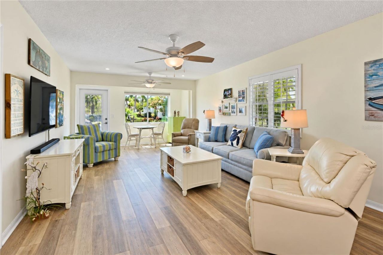 9416 Concord Circle , Bradenton, FL 34210 Photo