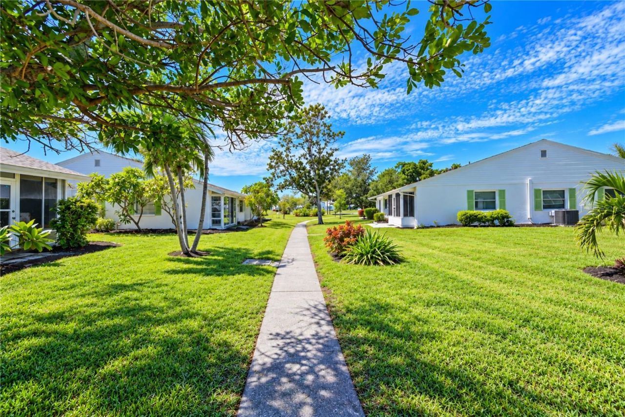 9416 Concord Circle , Bradenton, FL 34210 Photo