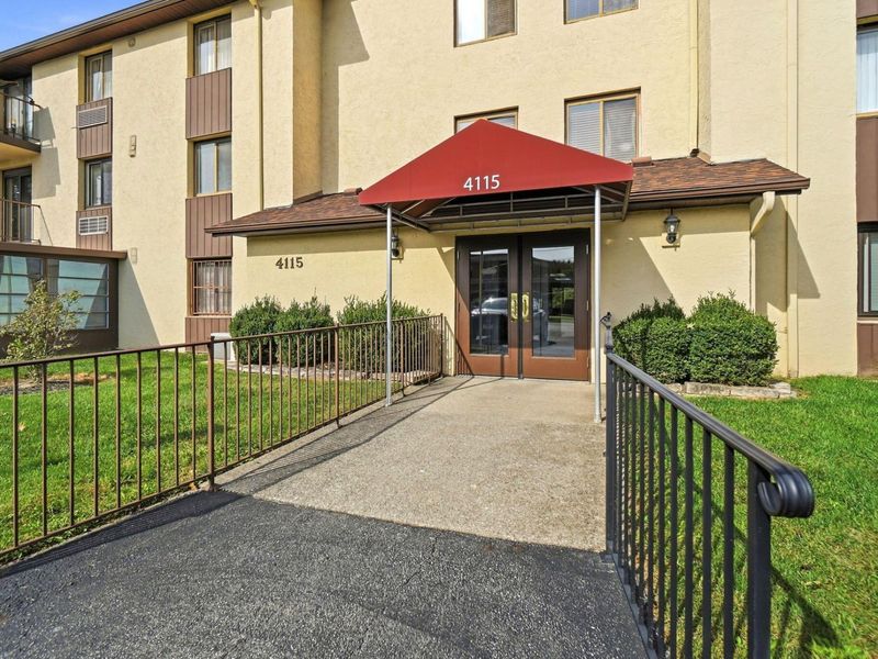 4115 Karl Road , Unit 201, Columbus, OH 43224 Photo 2