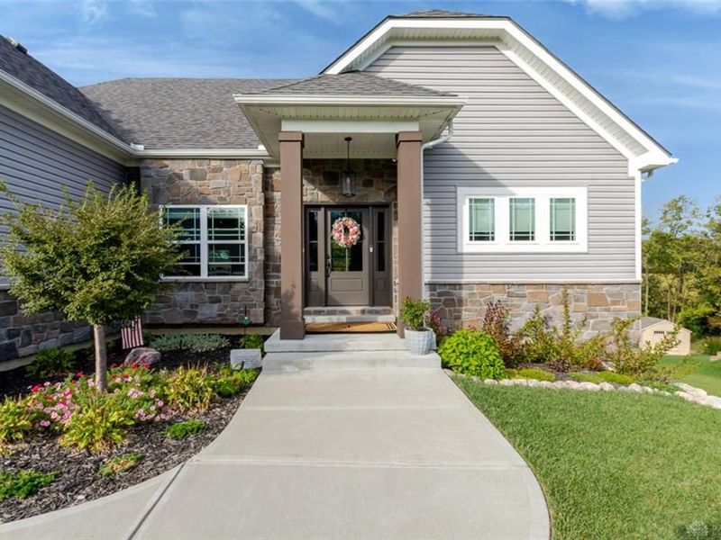 6971 Breckenwood Drive, Huber Heights, OH 45424 Photo 2