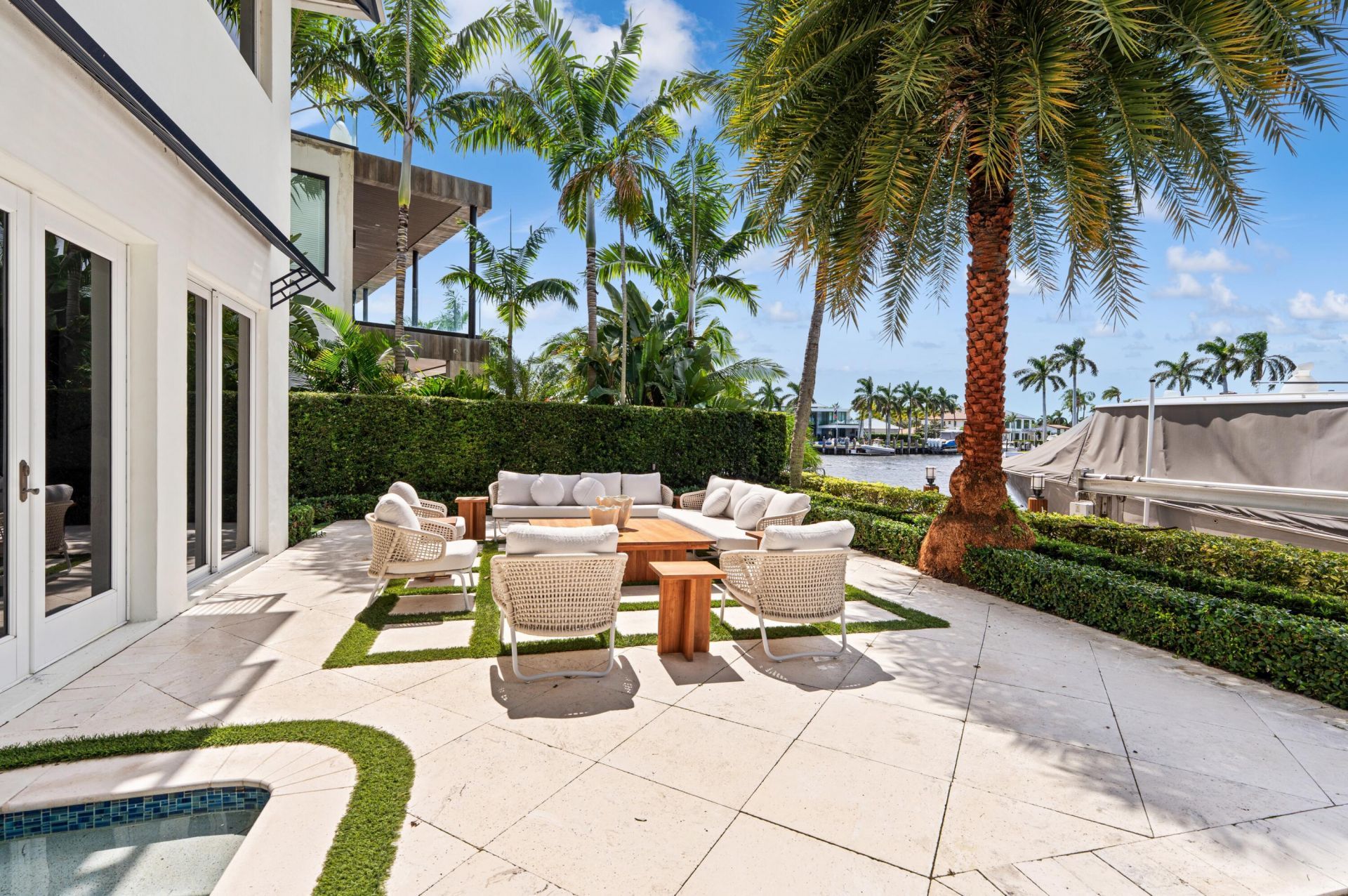 2307 N Riverside Drive, Pompano Beach, FL 33062 Photo