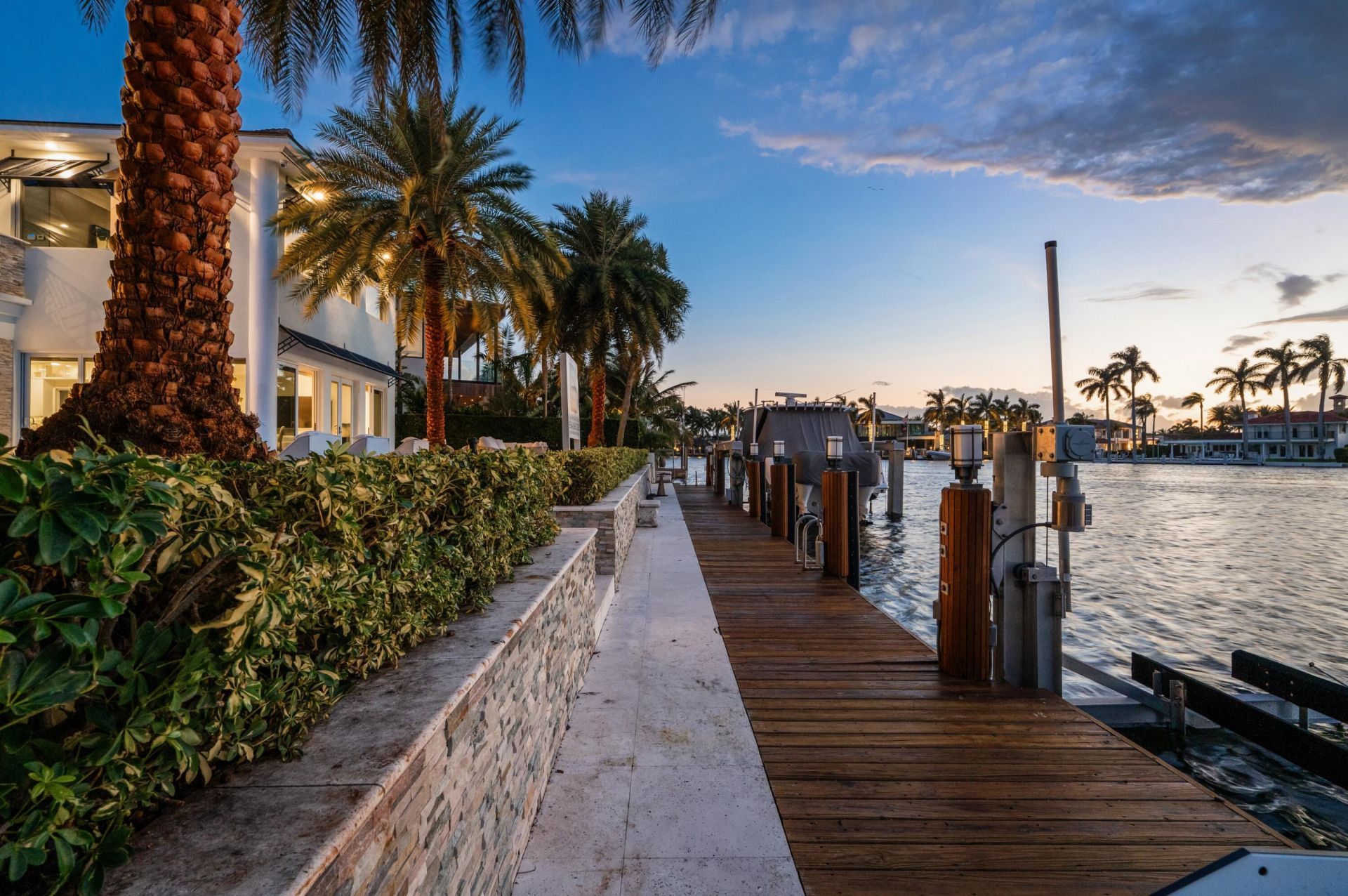 2307 N Riverside Drive, Pompano Beach, FL 33062 Photo