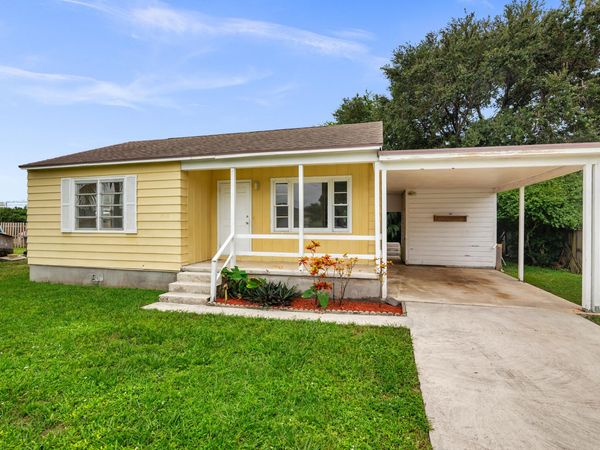 2518 N Genessee Avenue, West Palm Beach, FL 33409