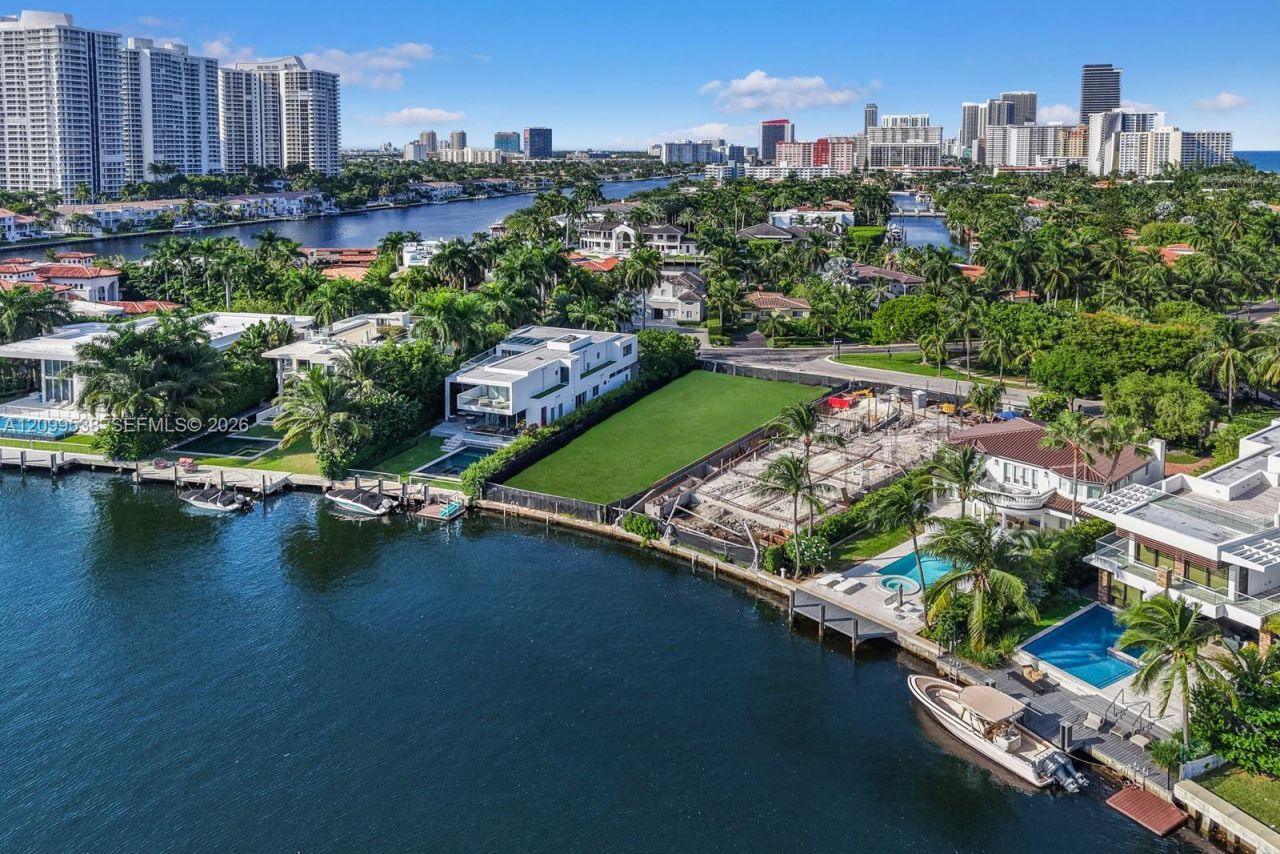 476 N Parkway Pkwy , Golden Beach, FL 33160 Photo