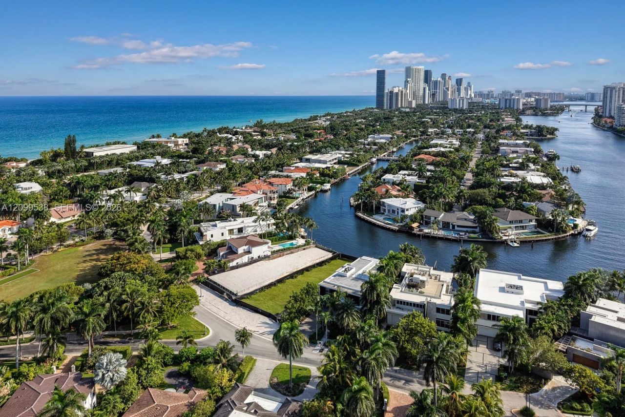 476 N Parkway Pkwy , Golden Beach, FL 33160 Photo
