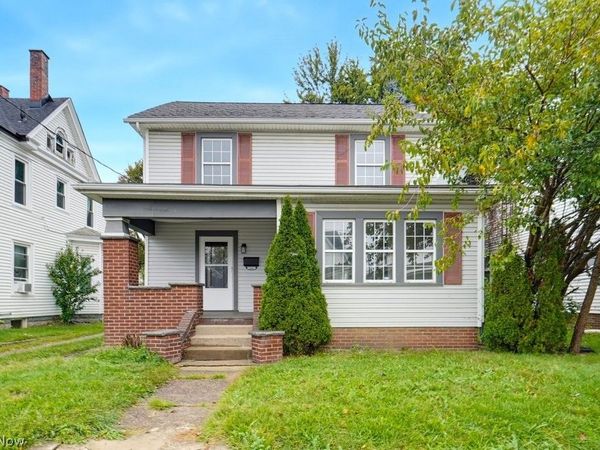 1401 Ridgeway Place NW, Canton, OH 44709