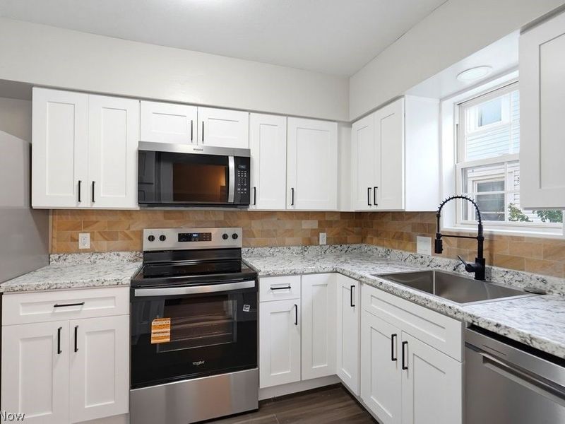 1401 Ridgeway Place NW, Canton, OH 44709 Photo 10