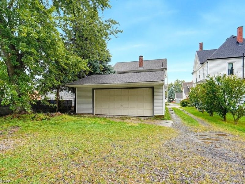 1401 Ridgeway Place NW, Canton, OH 44709 Photo 3