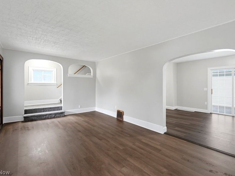 1401 Ridgeway Place NW, Canton, OH 44709 Photo 7