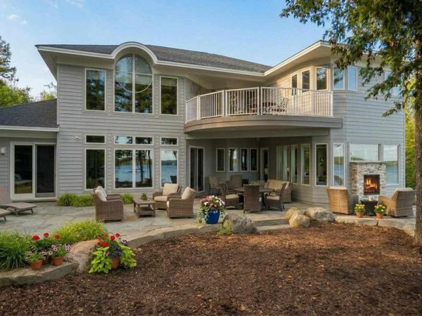 11550 Evergreen Lane, Charlevoix, MI 49720